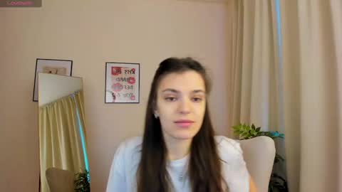 Snapshot of suzyjames chatting on February 2025 02:33:02 AM Suzy next stream Thursday Friday Saturday online show from February 2025 02:33:02 AM