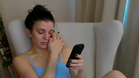 Snapshot of suzyjames chatting on February 2025 05:23:01 AM Suzy next stream Thursday Friday Saturday online show from February 2025 05:23:01 AM