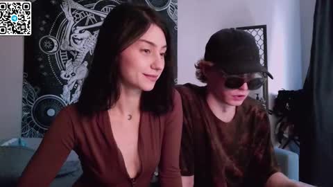 sweaties3 online show from October 2025 08:57:02 AM