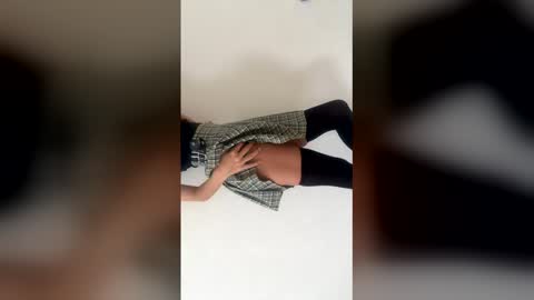 sweatypaee online show from April 2026 08:31:01 AM