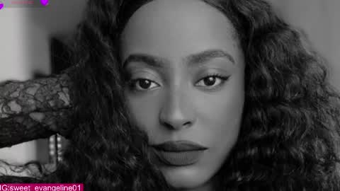 Snapshot of sweer_oshun chatting on June 2026 07:08:02 PM Evangeline online show from June 2026 07:08:02 PM