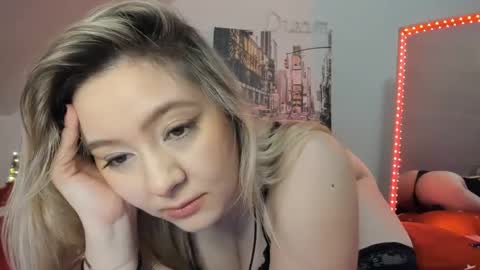 Snapshot of sweet4you1992 chatting on January 2025 08:32:02 AM Anne Marie online show from January 2025 08:32:02 AM