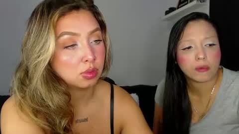 Snapshot of sweet__pink chatting on June 2026 06:02:01 AM Taty online show from June 2026 06:02:01 AM
