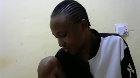 Silvia online show from November 2025 08:36:02 AM