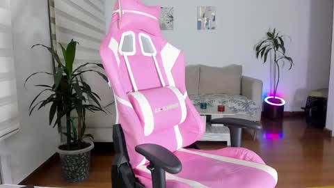 sweet_brunette88 online show from December 2024 02:42:01 AM