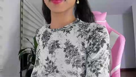 sweet_brunette88 online show from January 2025 03:22:01 AM