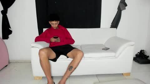 x Angelica Daniels - mod  Tio willy online show from May 2026 03:41:02 PM