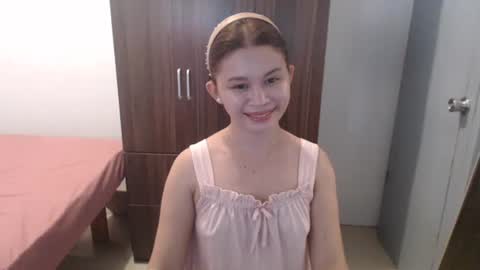 sweet_cassyxx online show from February 2026 01:21:01 PM