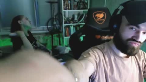 sweet_couplees online show from April 2026 08:10:01 PM