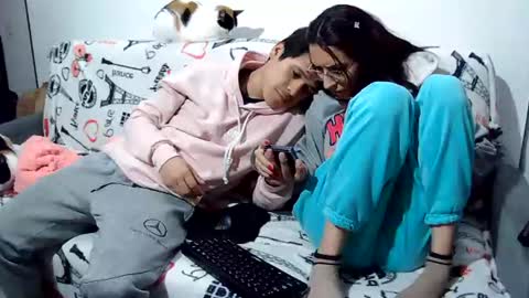 Snapshot of sweet_cum8 chatting on August 2026 09:33:01 AM Sweet cum online show from August 2026 09:33:01 AM