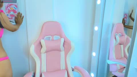 sweet_dania_ online show from March 2025 09:22:01 PM