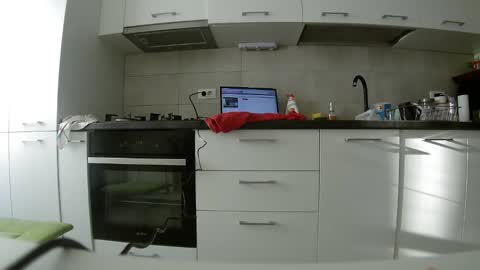           online show from February 2025 06:27:02 AM