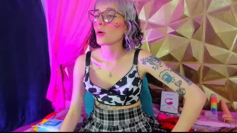  emmili  online show from January 2025 03:14:02 PM