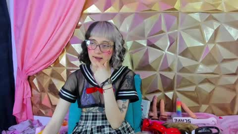  emmili  online show from February 2025 06:12:01 PM