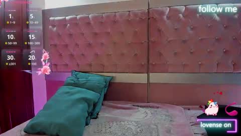  emmili  online show from February 2026 11:46:02 AM