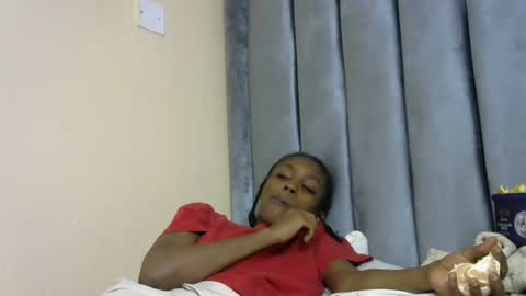 sweet_freaky online show from July 2026 12:40:01 AM