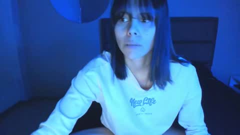 Snapshot of sweet_hann chatting on November 2025 11:58:01 PM Hanna online show from November 2025 11:58:01 PM