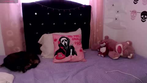 Hannah online show from October 2025 01:04:02 PM