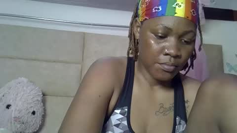 Snapshot of sweet_lady020 chatting on February 2025 07:47:01 AM sweet_lady020 online show from February 2025 07:47:01 AM