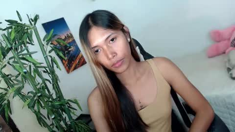Snapshot of sweet_lady14 chatting on March 2025 07:48:01 AM sweet_lady14 online show from March 2025 07:48:01 AM