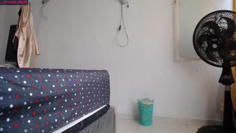 Lady online show from January 2025 04:16:02 PM