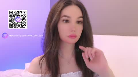 Snapshot of sweet_lady_cola chatting on February 2025 02:45:02 PM Ko online show from February 2025 02:45:02 PM