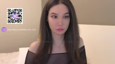 Snapshot of sweet_lady_cola chatting on February 2025 06:40:01 PM Ko online show from February 2025 06:40:01 PM