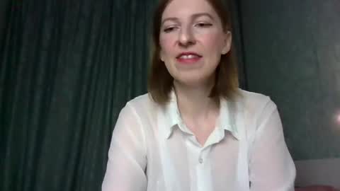 sweet_lilbunny online show from November 2025 03:16:01 PM