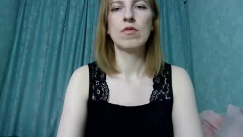 Snapshot of sweet_lilbunny chatting on February 2026 03:49:02 PM sweet_lilbunny online show from February 2026 03:49:02 PM