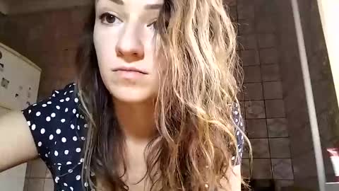 Anna online show from February 2025 08:22:02 AM