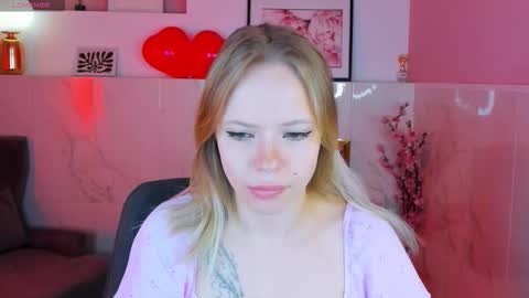 Lucy online show from February 2026 06:07:01 AM