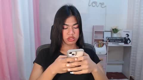 Melon online show from February 2025 08:39:01 PM