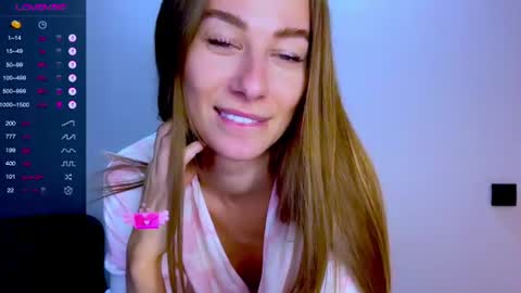 Snapshot of sweet_mia_91 chatting on June 2026 12:08:01 PM Mia online show from June 2026 12:08:01 PM