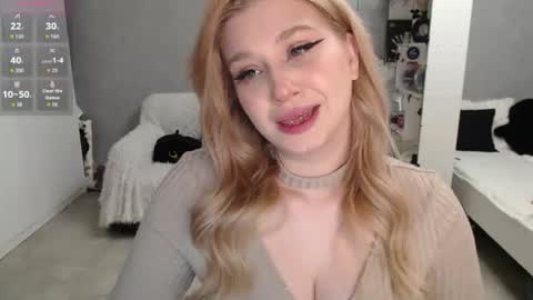 sweet_nicole_333 online show from March 2026 03:45:01 PM