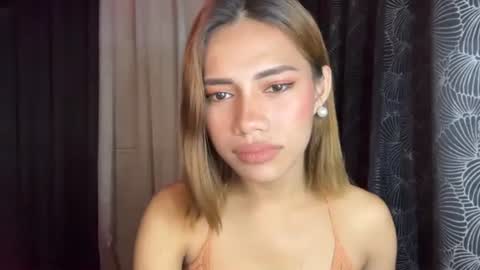 sweet_nikki03 online show from November 2025 05:13:02 PM