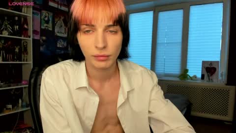 Snapshot of sweet_peach__ chatting on May 2026 06:15:02 PM kira online show from May 2026 06:15:02 PM