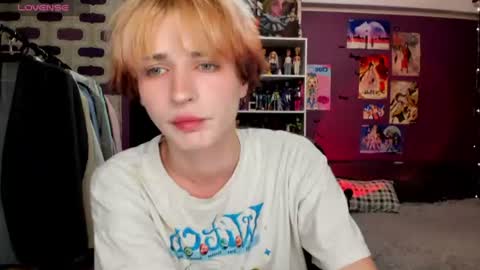 Snapshot of sweet_peach__ chatting on July 2026 08:30:02 PM kira online show from July 2026 08:30:02 PM