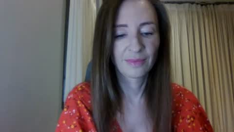 sweet_poeme online show from June 2026 12:19:02 PM