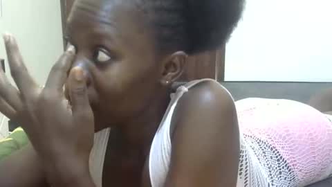 Sharon online show from November 2025 10:04:02 AM