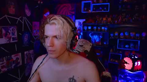 Snapshot of sweet_steve chatting on March 2025 04:17:02 AM Matt online show from March 2025 04:17:02 AM