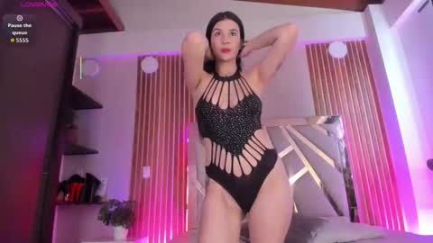 tamy  online show from November 2025 07:24:01 PM