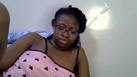 Snapshot of sweet_zarah chatting on April 2026 06:55:02 AM sweet_zarah online show from April 2026 06:55:02 AM
