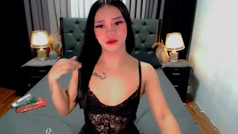 Snapshot of sweet_zoey12 chatting on June 2026 09:40:01 AM bea takashi online show from June 2026 09:40:01 AM