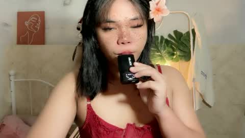 Snapshot of sweetasian_leith20 chatting on July 2026 03:10:02 PM Leith Madrigal online show from July 2026 03:10:02 PM