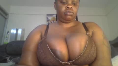 Snapshot of sweetbaby46 chatting on February 2026 05:12:01 AM sweetbaby46 online show from February 2026 05:12:01 AM