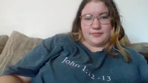 Snapshot of sweetbbyblue101 chatting on July 2026 10:29:02 PM sweetbbyblue101 online show from July 2026 10:29:02 PM