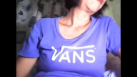 Snapshot of sweetbella24 chatting on October 2025 11:38:02 AM im anne online show from October 2025 11:38:02 AM