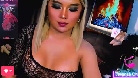 Snapshot of sweetbella69xoxo chatting on May 2026 06:09:01 PM BELLA online show from May 2026 06:09:01 PM