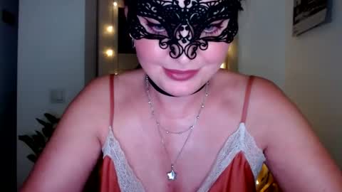 Snapshot of sweetberryxxx chatting on June 2026 11:57:01 PM Diana online show from June 2026 11:57:01 PM