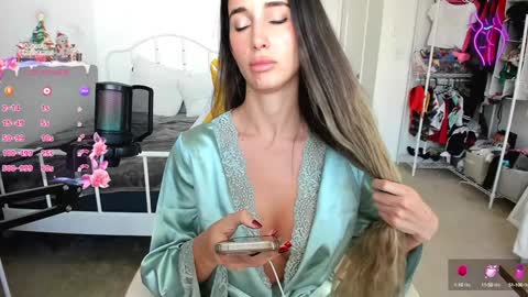 Anna online show from January 2025 08:14:02 PM